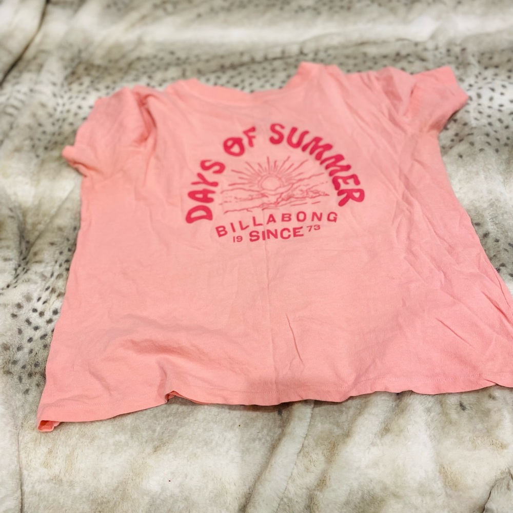 Billabong crop tee. Large. NWOT